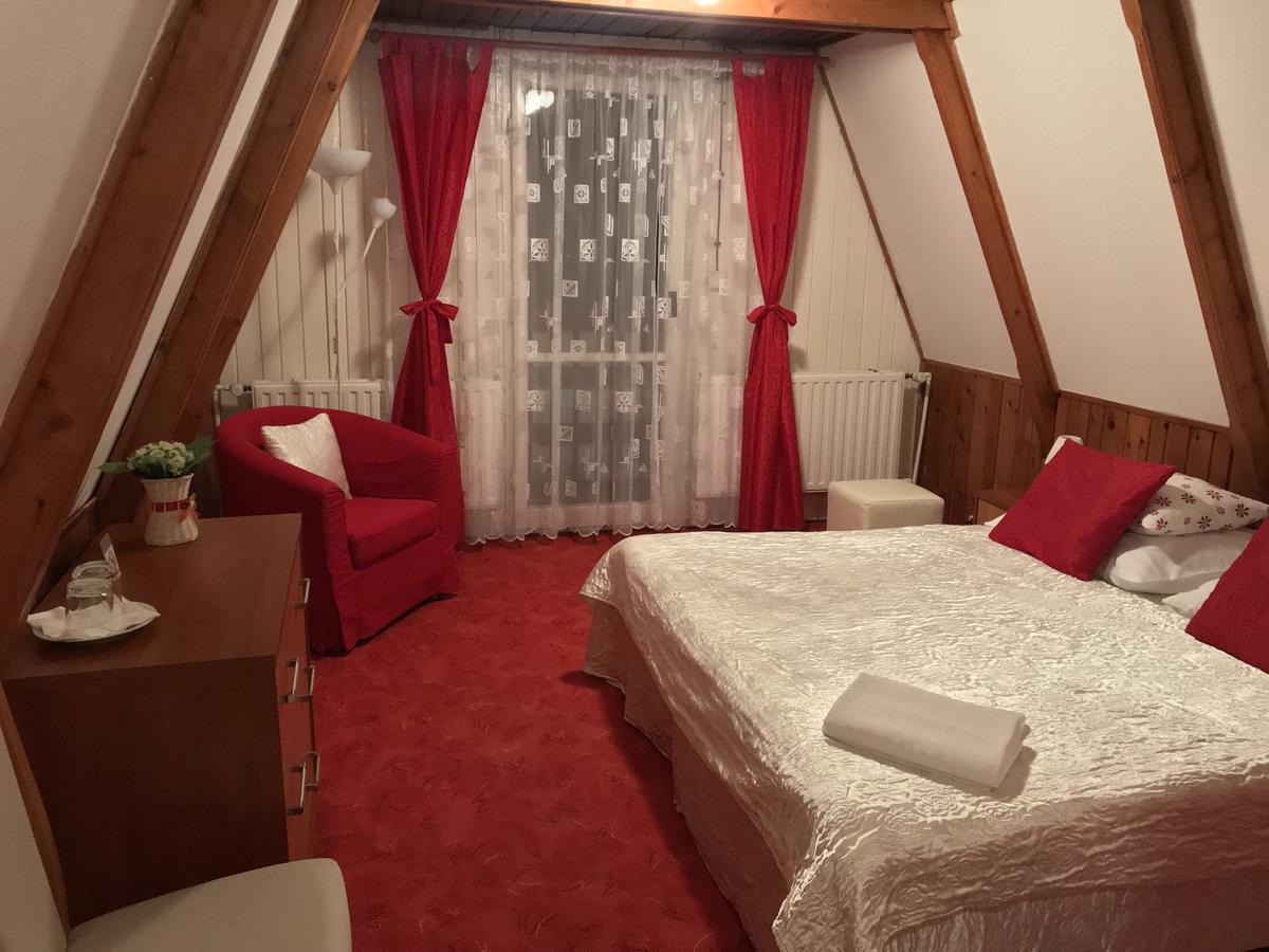 Pension Koliba Krnov Ruang foto